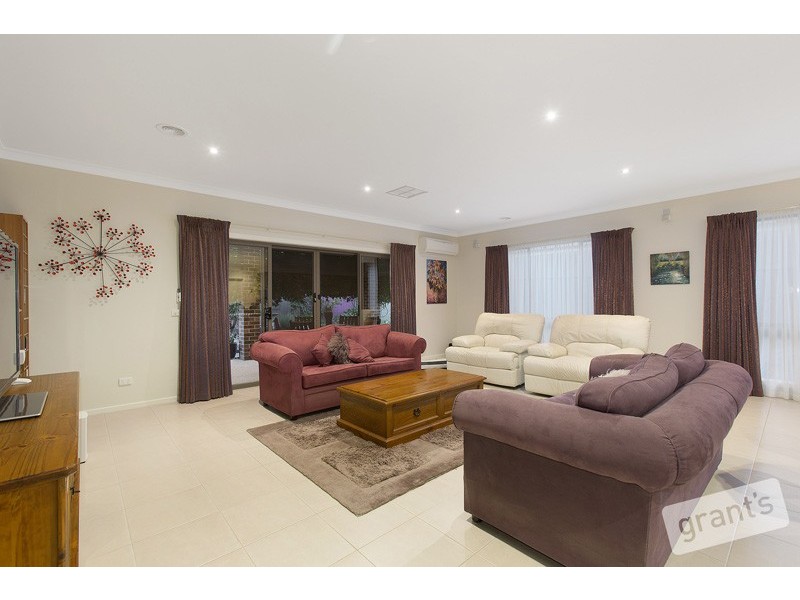 5 Bittern Link, Pakenham VIC 3810