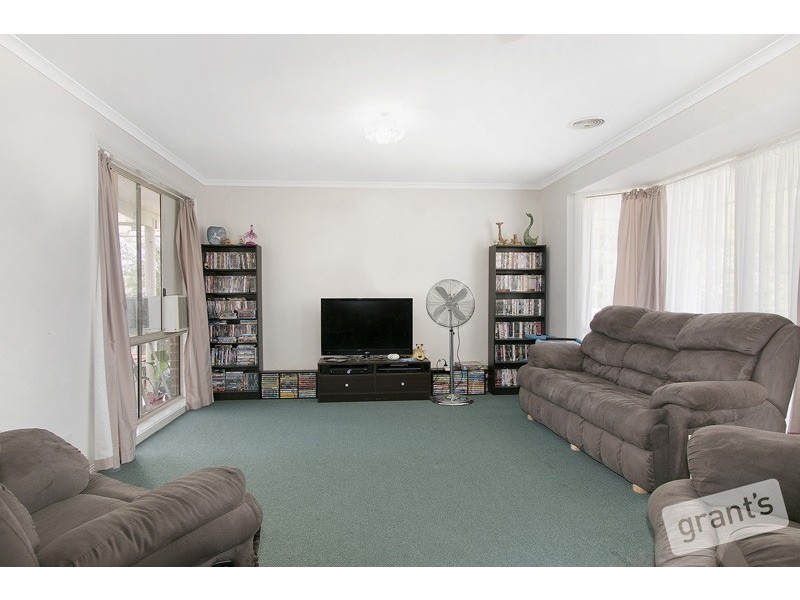 22 Ebony Drive, Pakenham VIC 3810