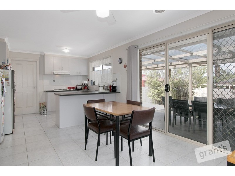 22 Ebony Drive, Pakenham VIC 3810