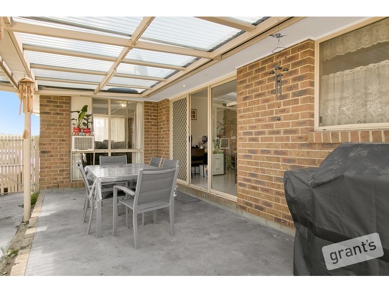 22 Ebony Drive, Pakenham VIC 3810