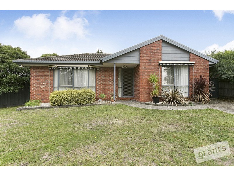 3 Ben Drive, Pakenham VIC 3810