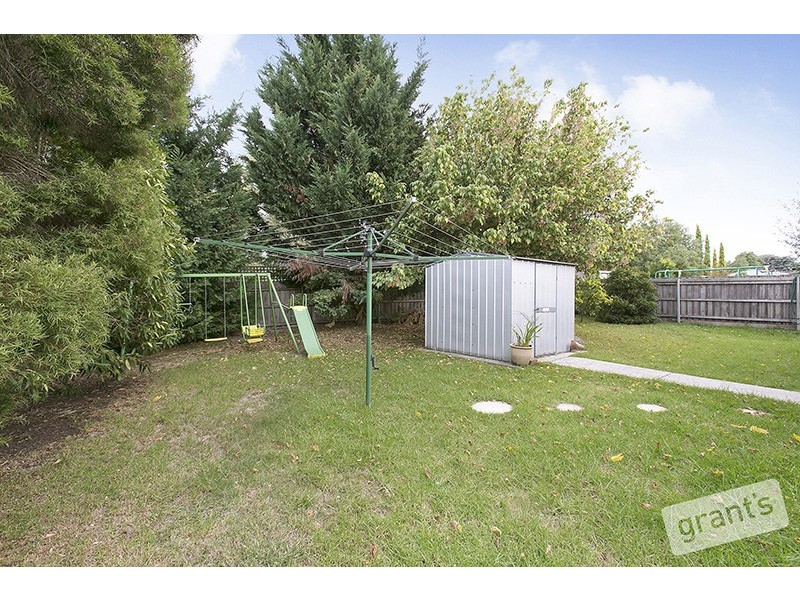 3 Ben Drive, Pakenham VIC 3810