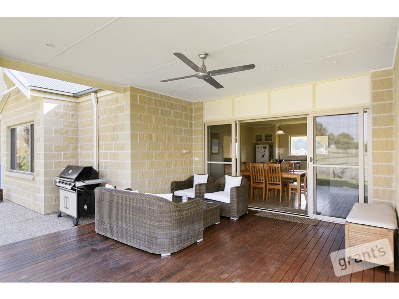 70 Browns Road, Devon Meadows VIC 3977