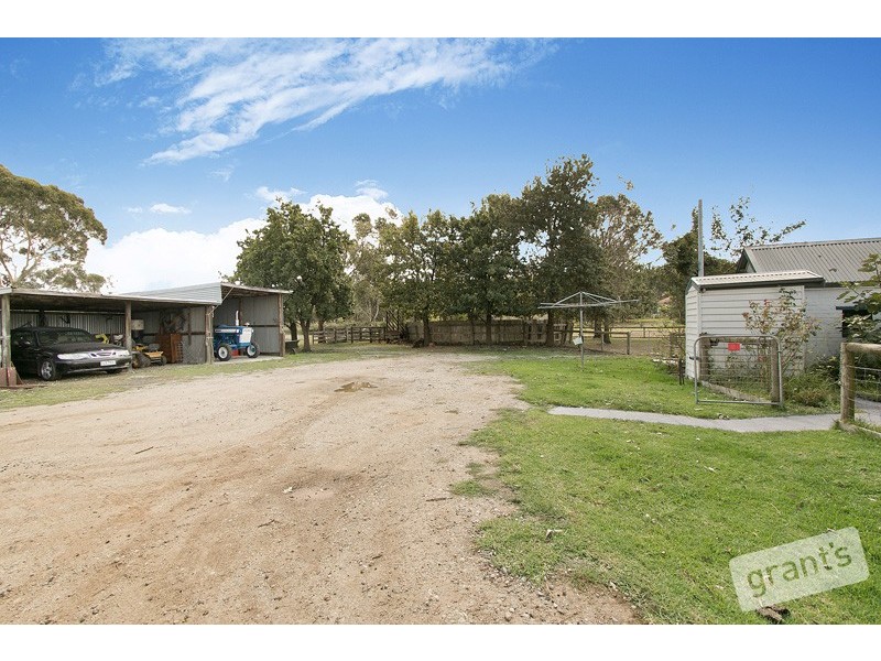 22 Thirteen Mile Road, Garfield VIC 3814