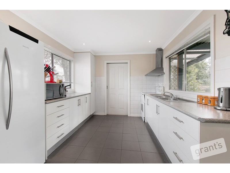 22 Thirteen Mile Road, Garfield VIC 3814