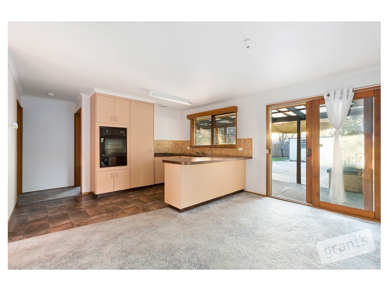 13 Cyprus Place, Pakenham VIC 3810