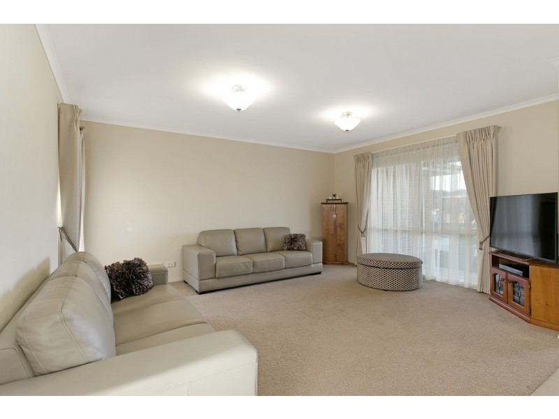 66 Denhams Road, Koo Wee Rup VIC 3981