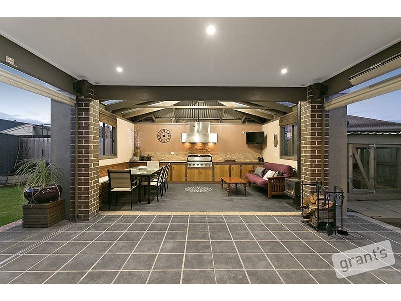 9 Drysdale Street, Pakenham VIC 3810