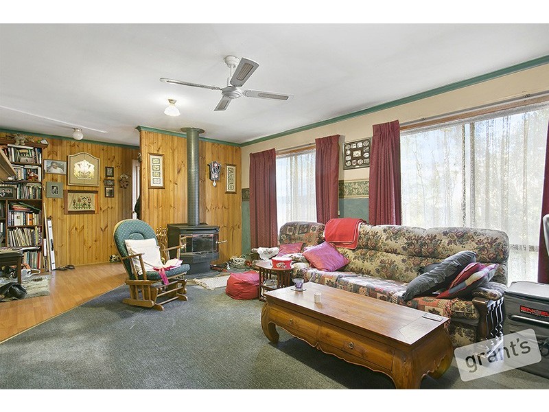 40 Wallaby Court, Garfield North VIC 3814