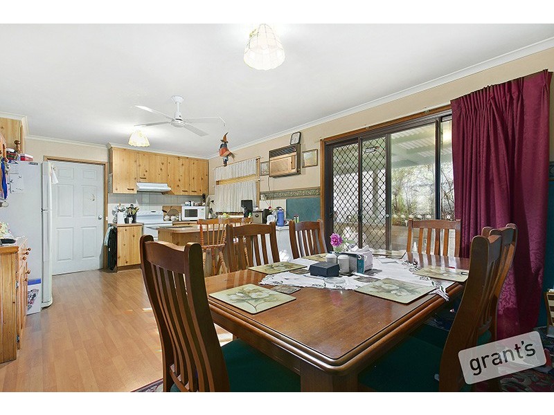 40 Wallaby Court, Garfield North VIC 3814