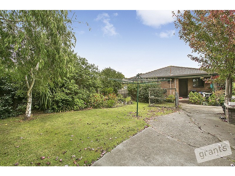 11 Station Street, Officer VIC 3809