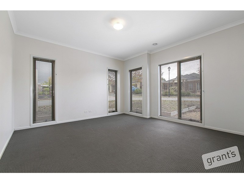 8 Murchison Link, Pakenham VIC 3810