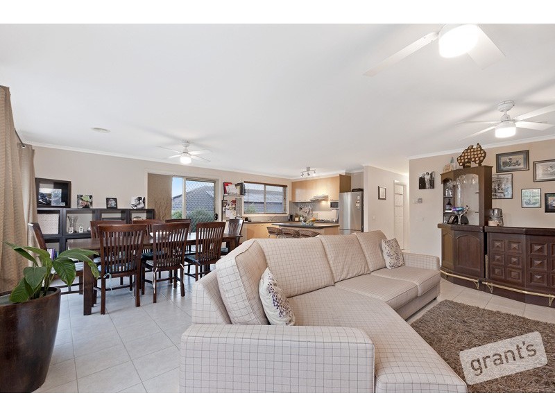 30 Shetland Court, Pakenham VIC 3810