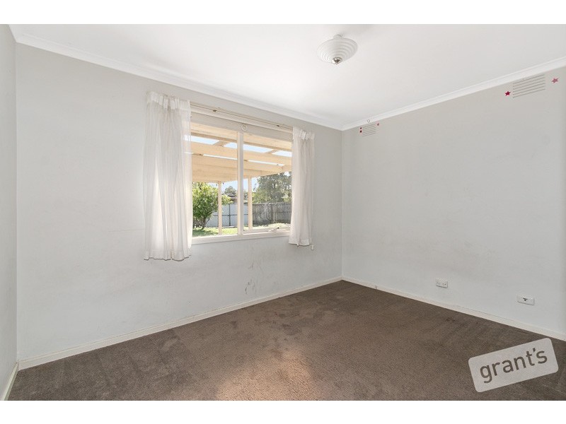 6 Cheviot Avenue, Berwick VIC 3806