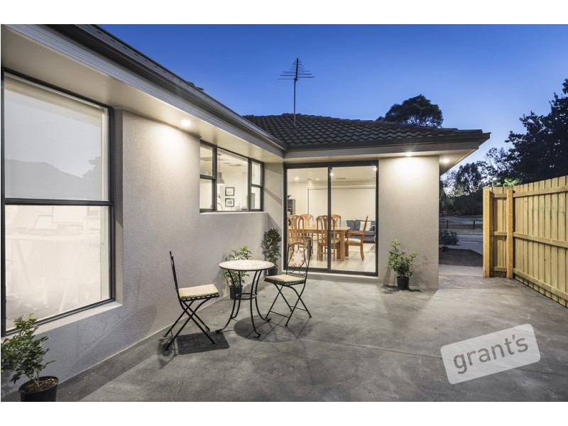 1/67 Cheviot Avenue, Berwick VIC 3806