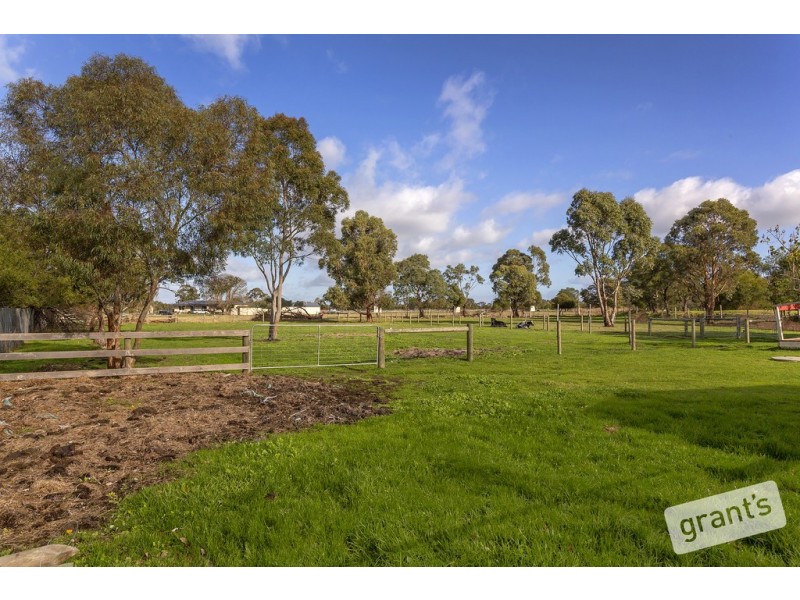 190 Thirteen Mile Road, Garfield VIC 3814