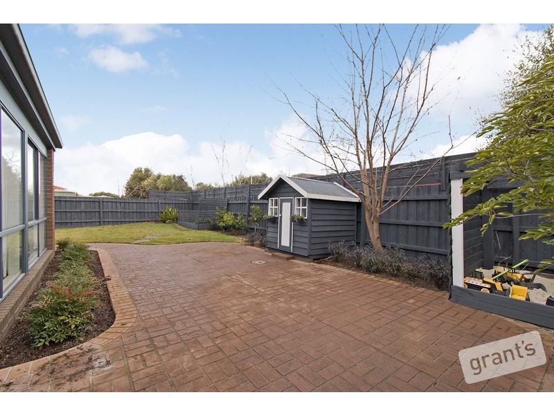 47 Grand Arch Way, Berwick VIC 3806