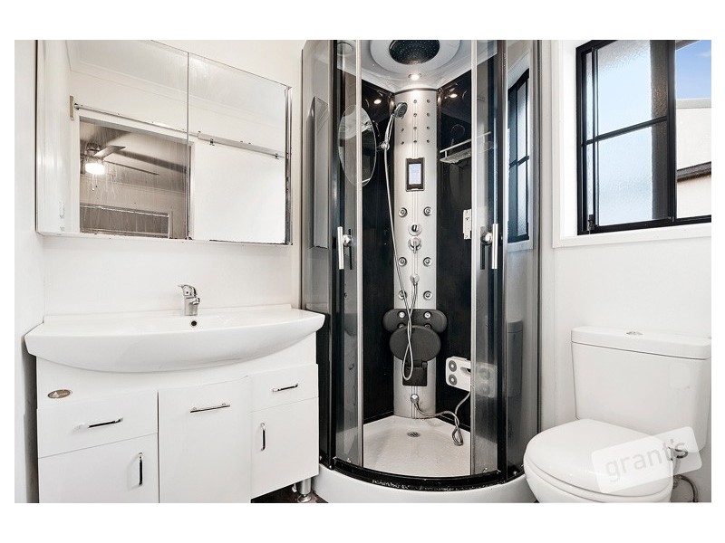 1 Stephanie Close, Ferntree Gully VIC 3156