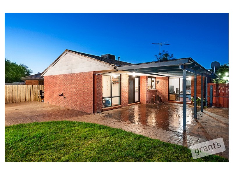 1 Stephanie Close, Ferntree Gully VIC 3156