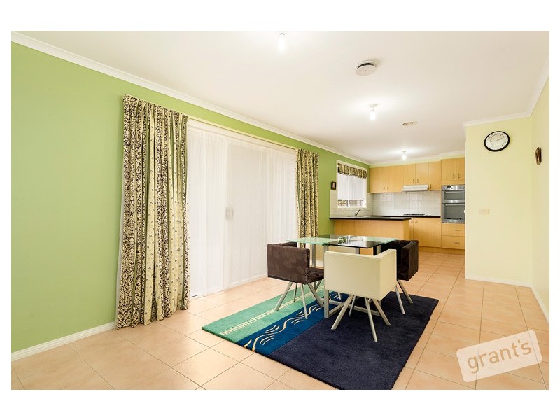 10 Ebony Drive, Pakenham VIC 3810