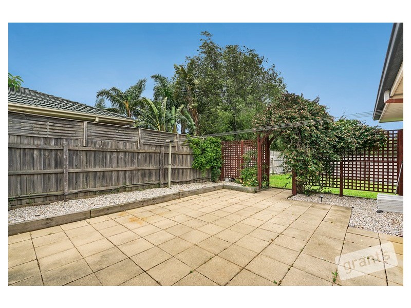 10 Ebony Drive, Pakenham VIC 3810