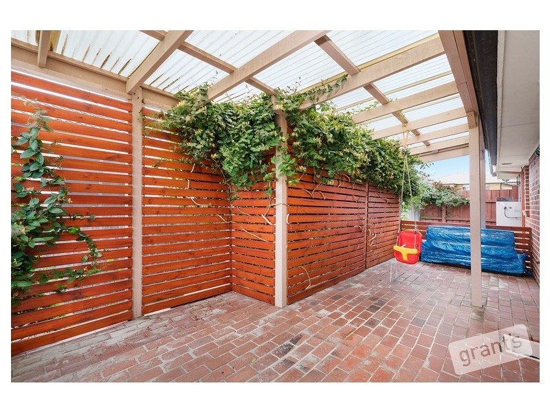 10 Ebony Drive, Pakenham VIC 3810