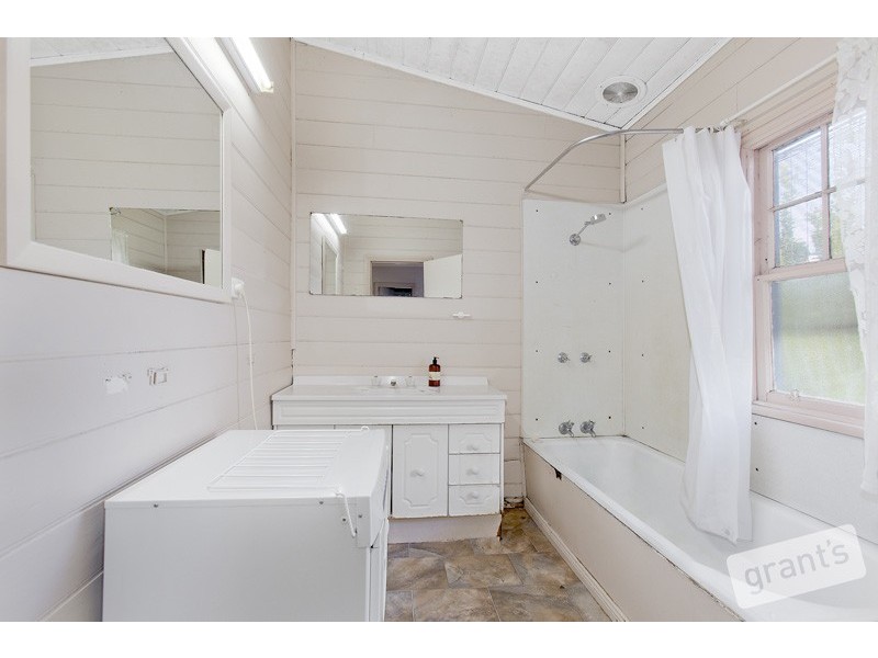 12A Hopetoun Road, Drouin VIC 3818