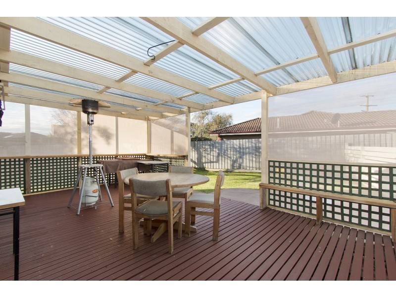 9 Kerrison Drive, Hampton Park VIC 3976