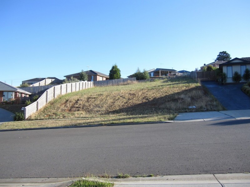 35 (Lot 40) Dawson Drive, Warragul VIC 3820