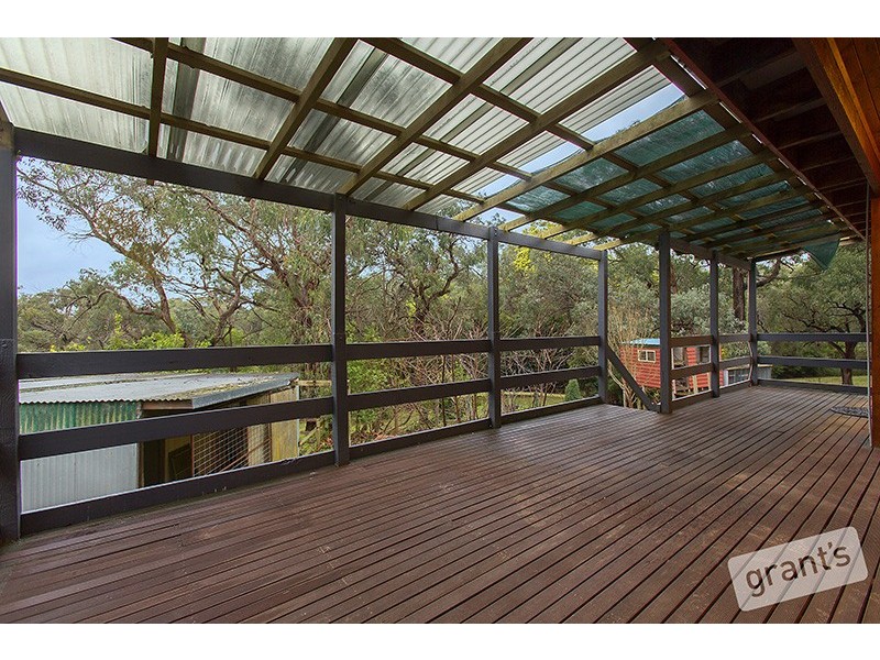 21 Manoora Road, Maryknoll VIC 3812