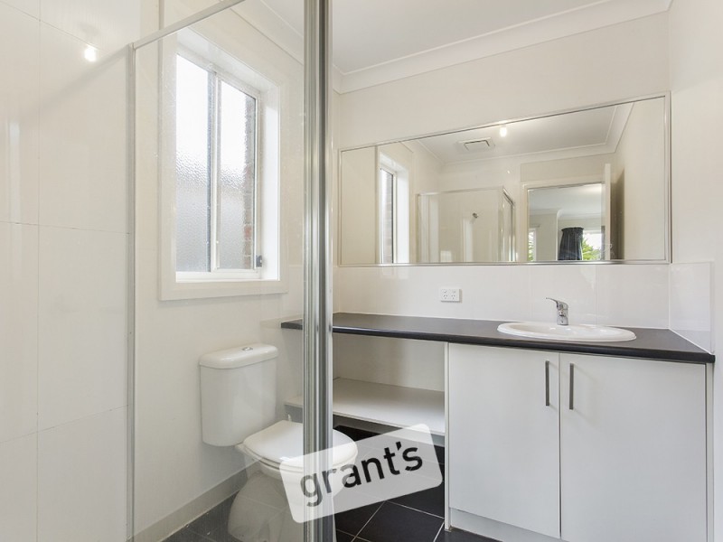 49 Belvedere Drive, Pakenham VIC 3810