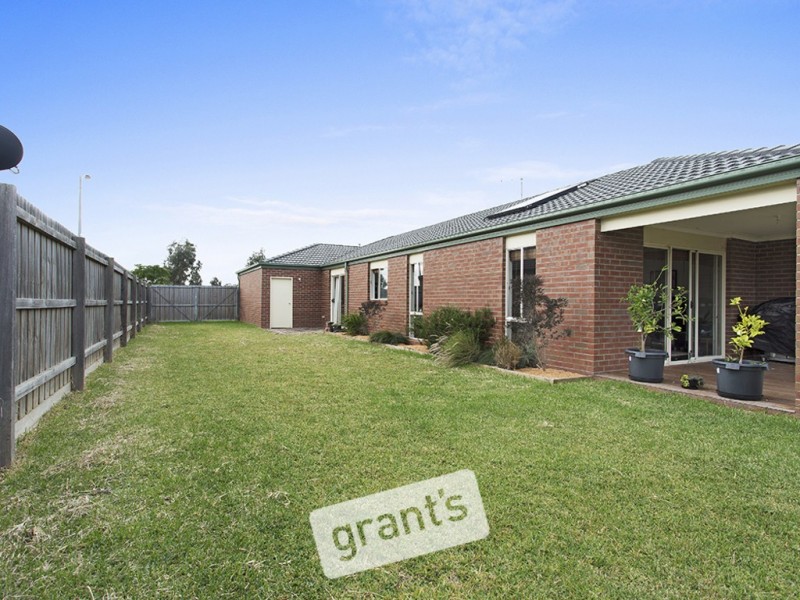 49 Belvedere Drive, Pakenham VIC 3810