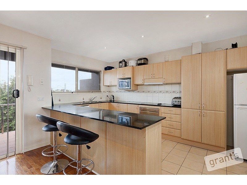 12/1 Nepean Highway, Seaford VIC 3198