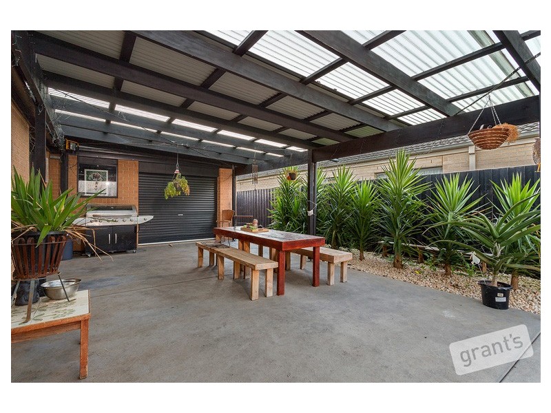 7 Oberon Place, Drouin VIC 3818