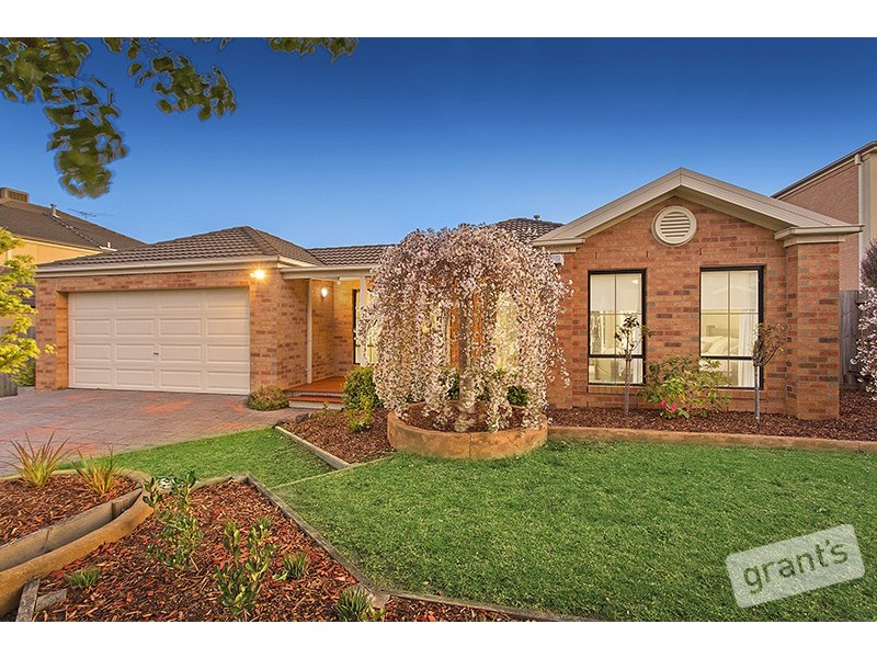 15 Avendon Court, Narre Warren South VIC 3805