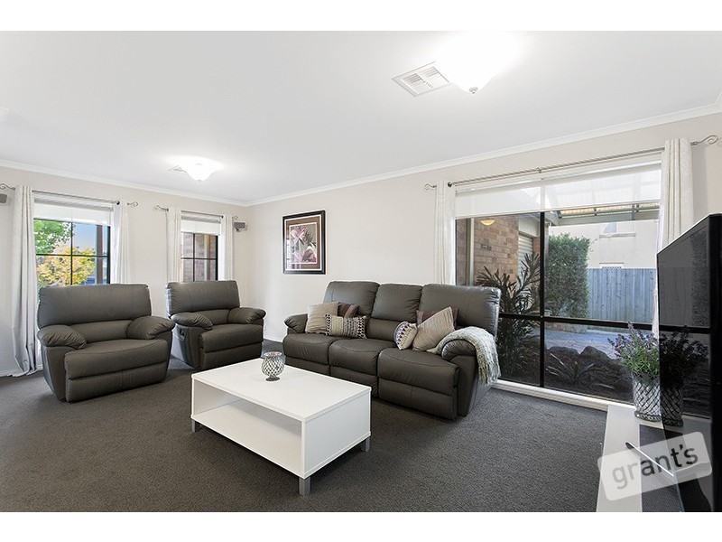 15 Avendon Court, Narre Warren South VIC 3805
