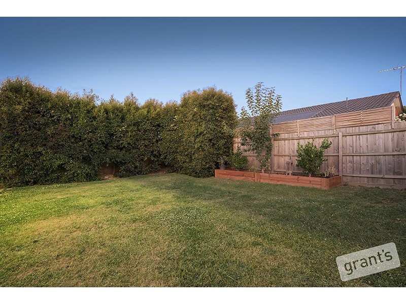 33 Willslie Crescent, Berwick VIC 3806