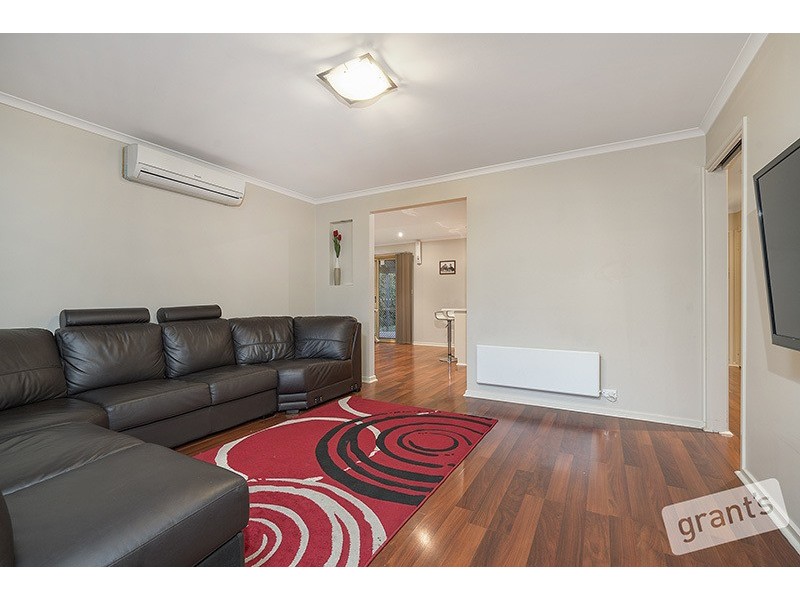 33 Willslie Crescent, Berwick VIC 3806