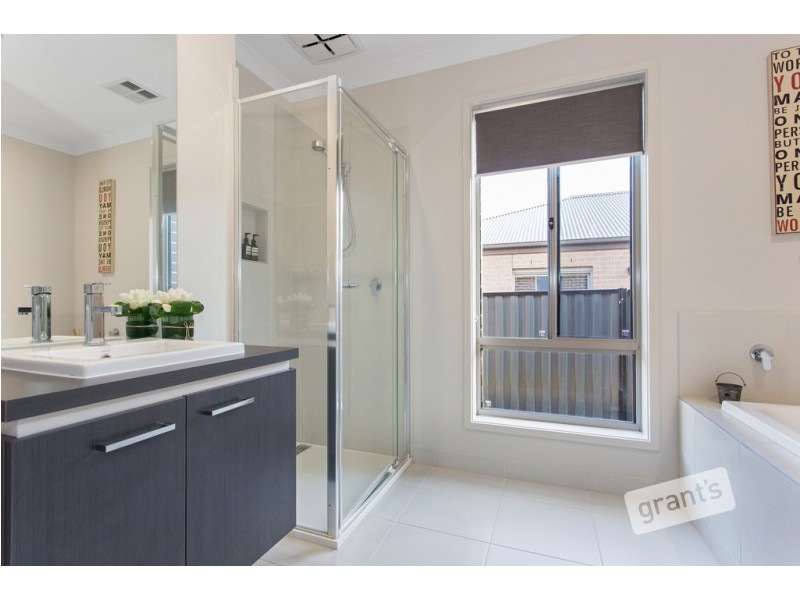 20 Tahoe Circuit, Pakenham VIC 3810