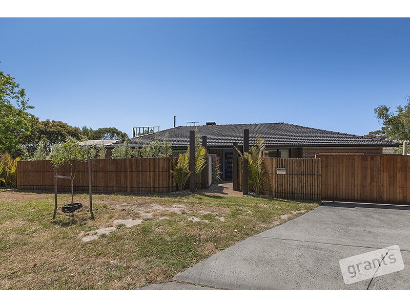 62 Ahern Road, Pakenham VIC 3810