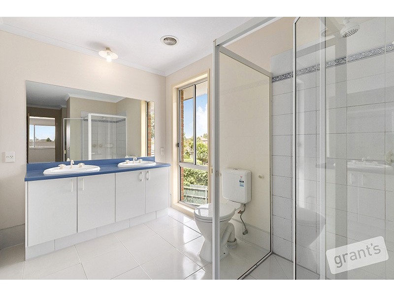 34 Wesley Drive, Narre Warren VIC 3805