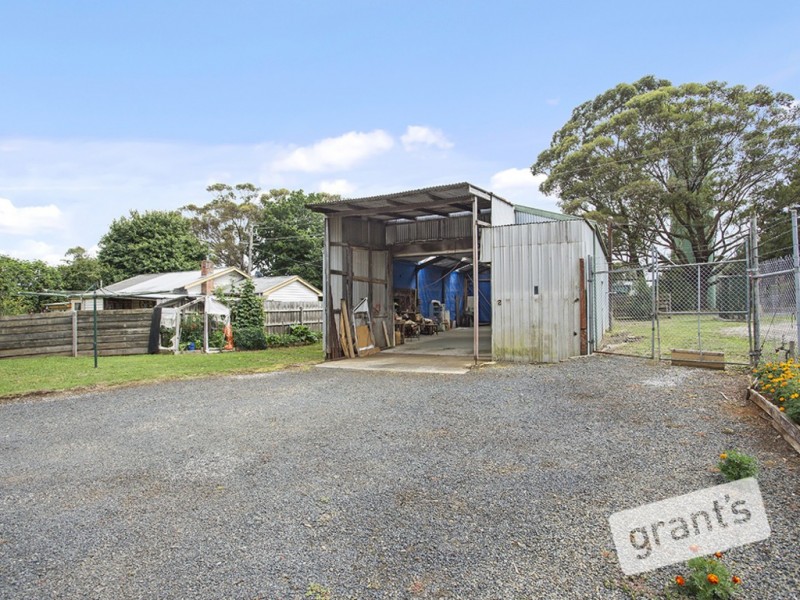 33 Main Street, Gembrook VIC 3783