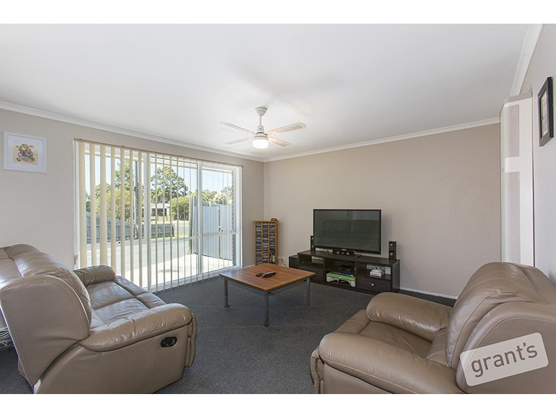 1/38 Cameron Way, Pakenham VIC 3810