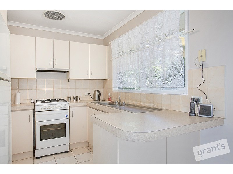 1/38 Cameron Way, Pakenham VIC 3810