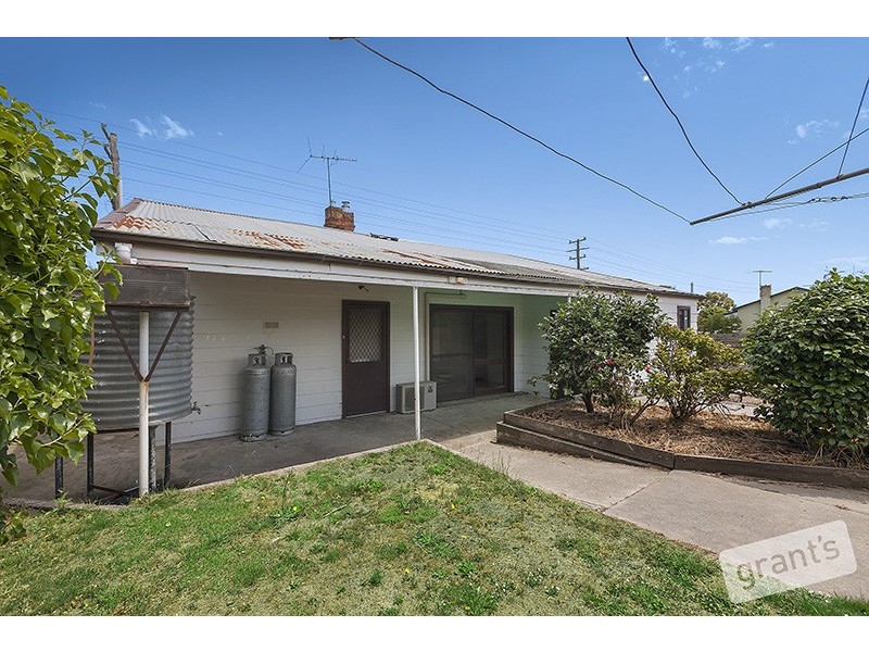 38 Railway Avenue, Tynong VIC 3813