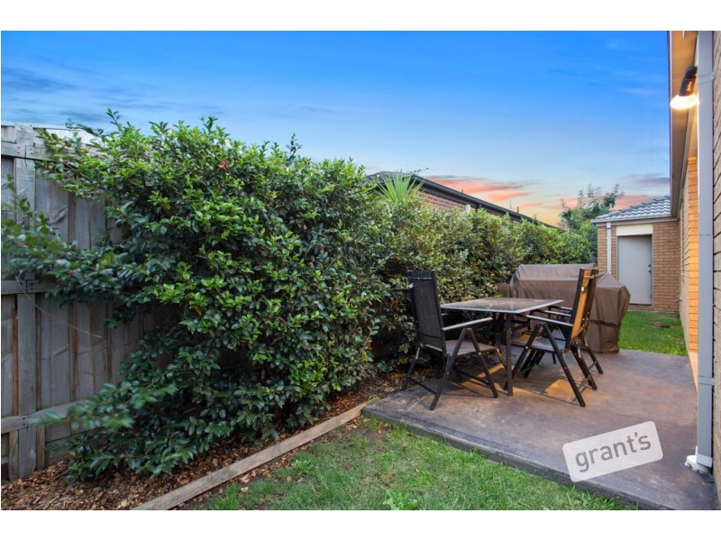 16 Bohemia Crescent, Pakenham VIC 3810