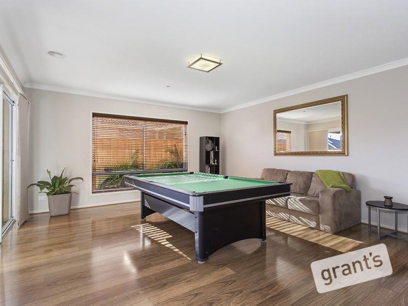 28 Bernly Boulevard, Berwick VIC 3806