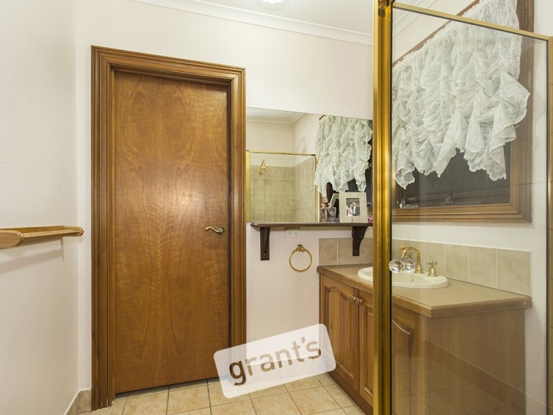 39 Halcyon Way, Narre Warren South VIC 3805