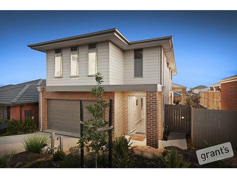 12 Belmont Crescent, Pakenham VIC 3810