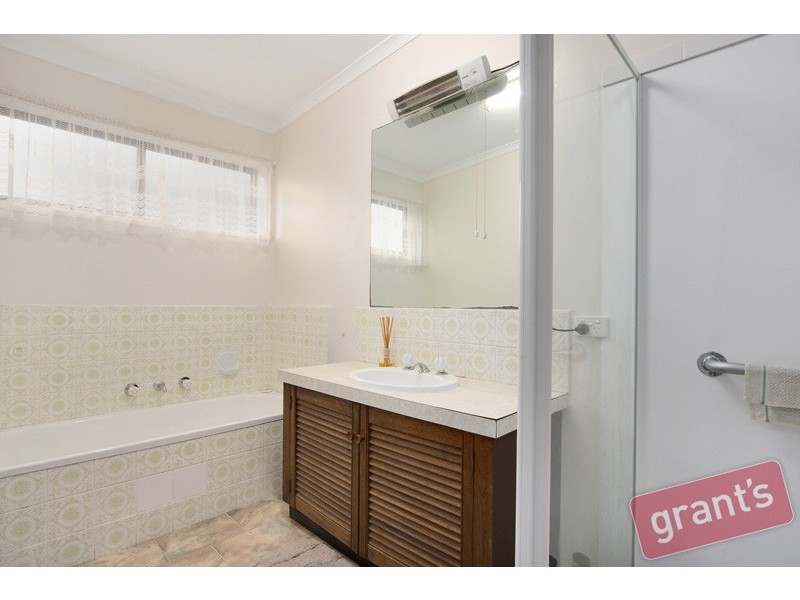 1/6 Main Neerim Road, Drouin VIC 3818